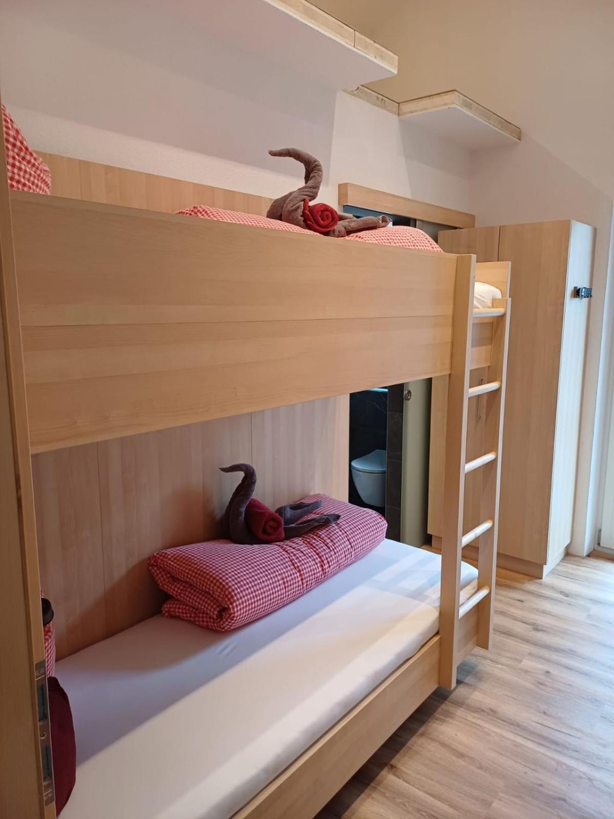 Ferienwohnung Gundolf Christine Arzl im Pitztal Buitenkant foto