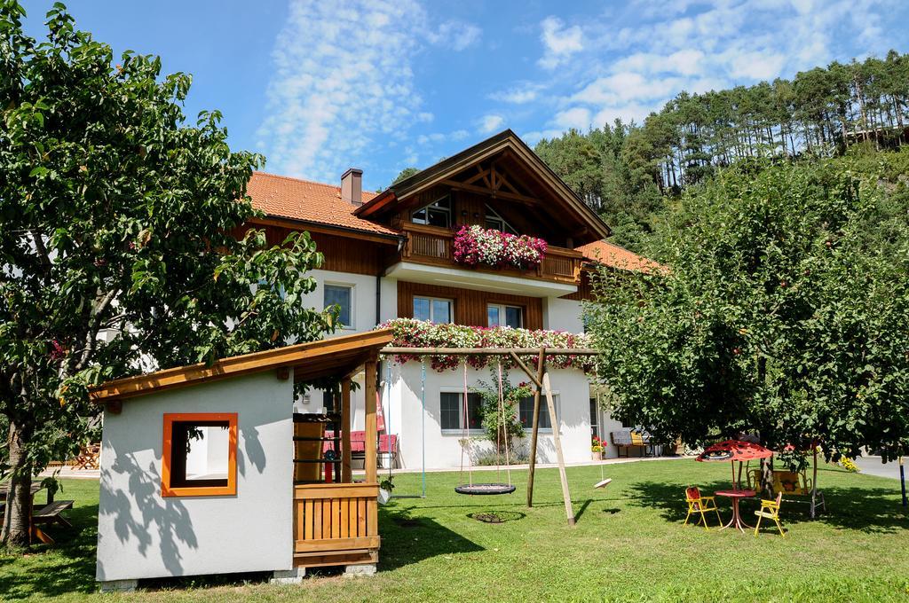 Ferienwohnung Gundolf Christine Arzl im Pitztal Kamer foto
