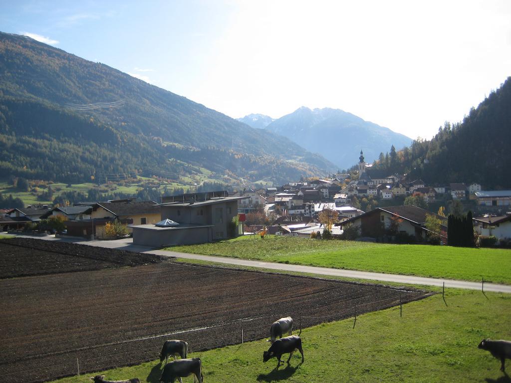 Ferienwohnung Gundolf Christine Arzl im Pitztal Kamer foto